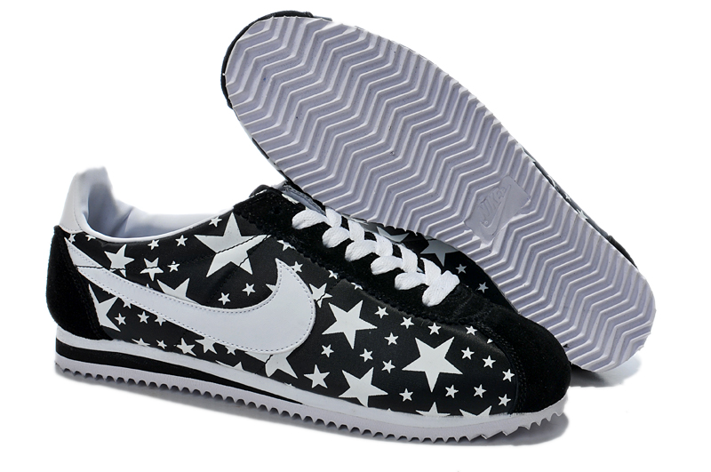 2014 Nike Cortez Nouvelles Chaussures Étoiles Lumineuses Hommes Blancs Noirs